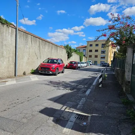 Dimora Sogni Sereni, A Tre Passi Da Firenze Apartment *